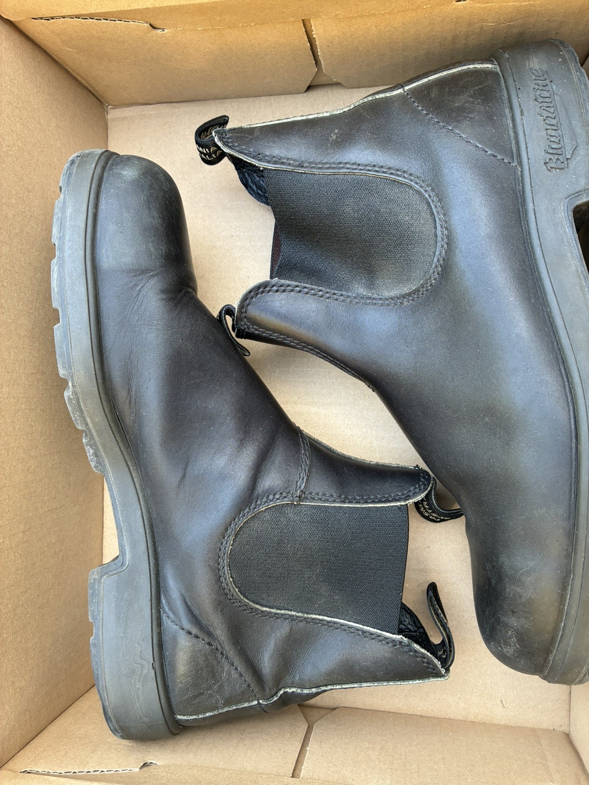 Blundstone Chelsea Work Boots Black Leather 9.5