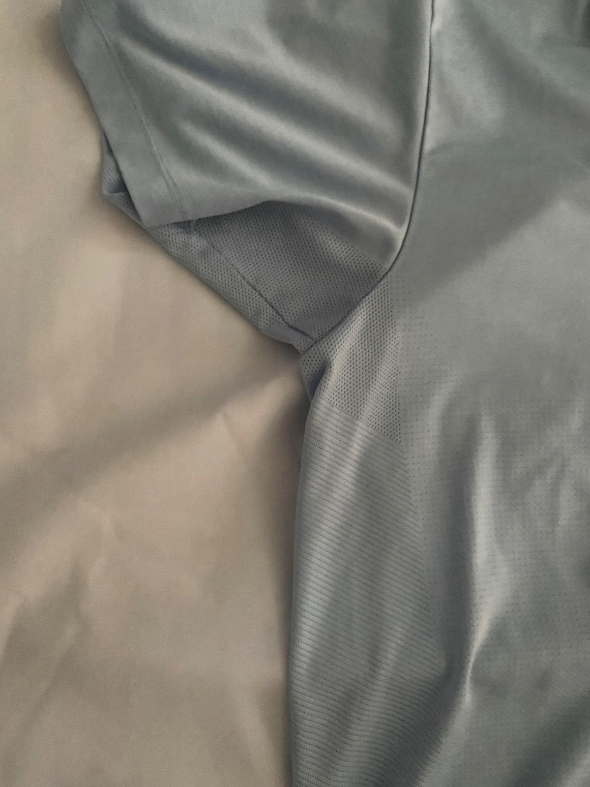 uniqlo dry ex polyester light blue polo