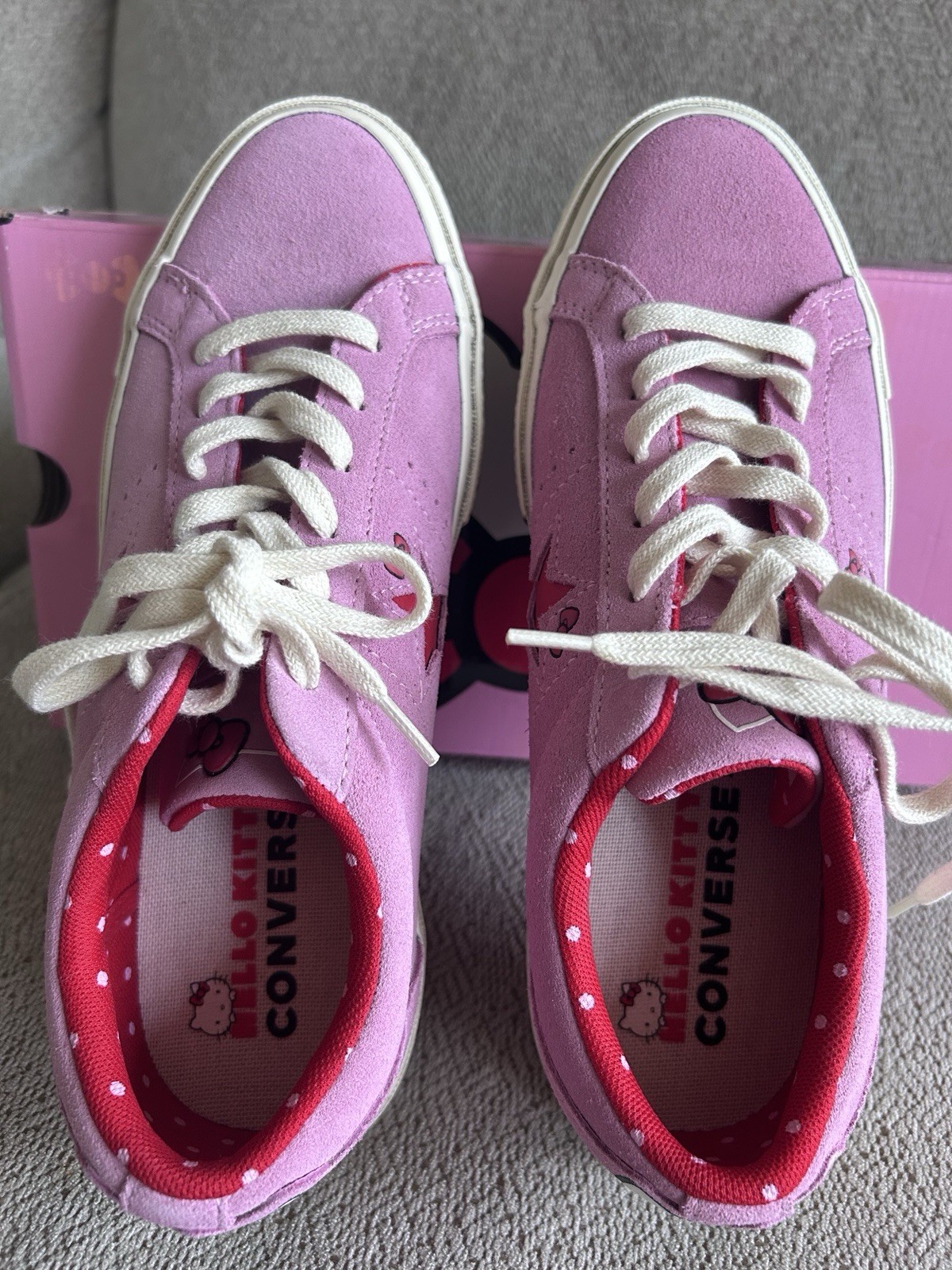 Hello Kitty Converse One Star Suede W9/M7 With Box Limited Edition OX Sneakers