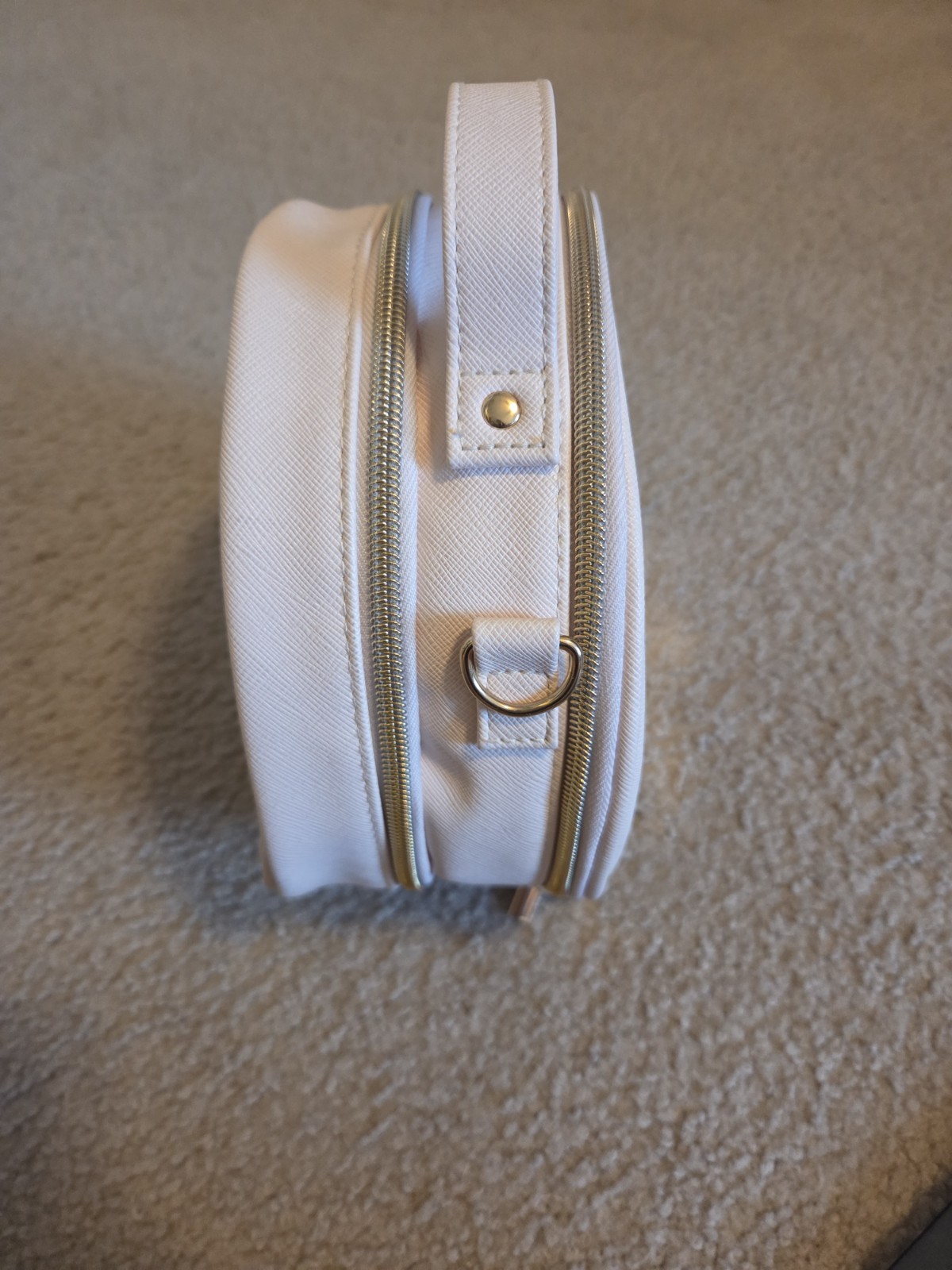 MISSING MIRROR GENTLY USED DISCONTINUED RARE BEAUTY CROSSBODY MAKEUP BAG VEGAN