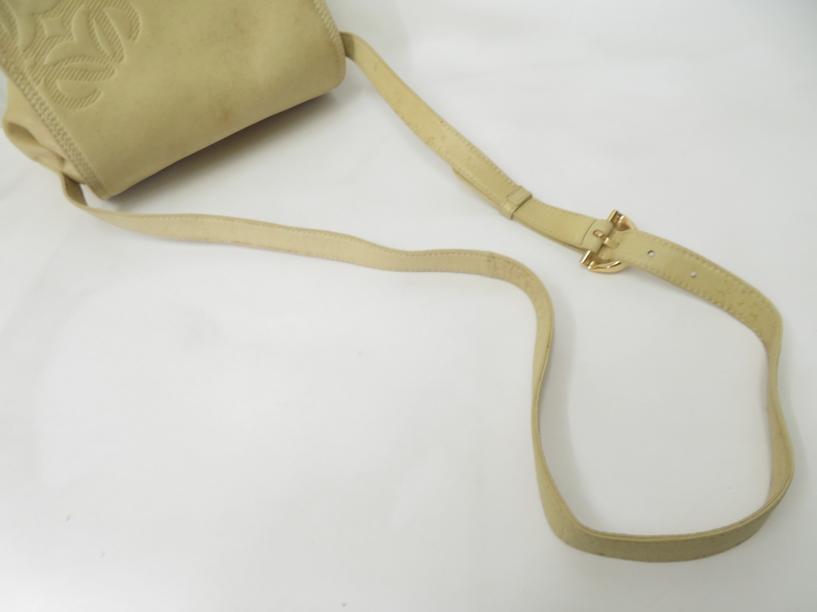Authentic LOEWE Anagram Lambskin Nappa Leather Shoulder Bag S#53837