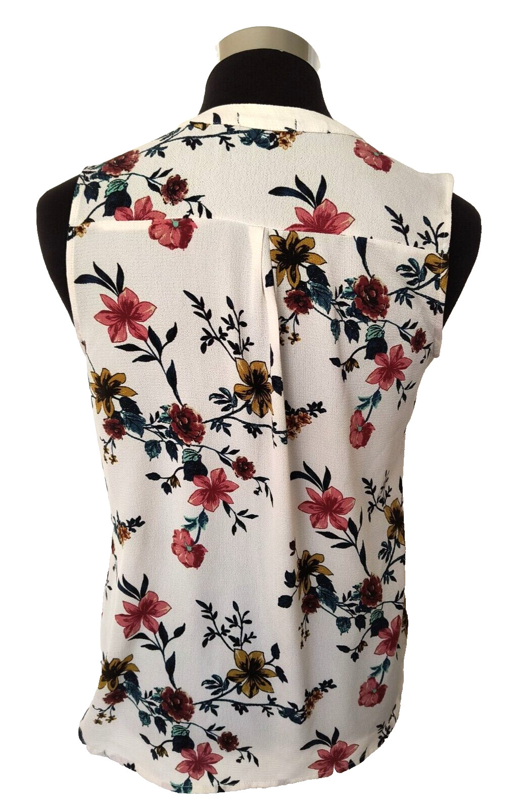Cure Sleeveless Blouse Women’s Size Medium Pullover Multicolor Floral on Ivory