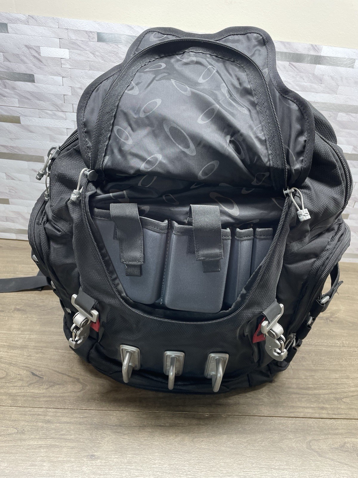Oakley Kitchen Sink Backpack Stealth Black Tactical Field Gear Pack Bug Out Bag