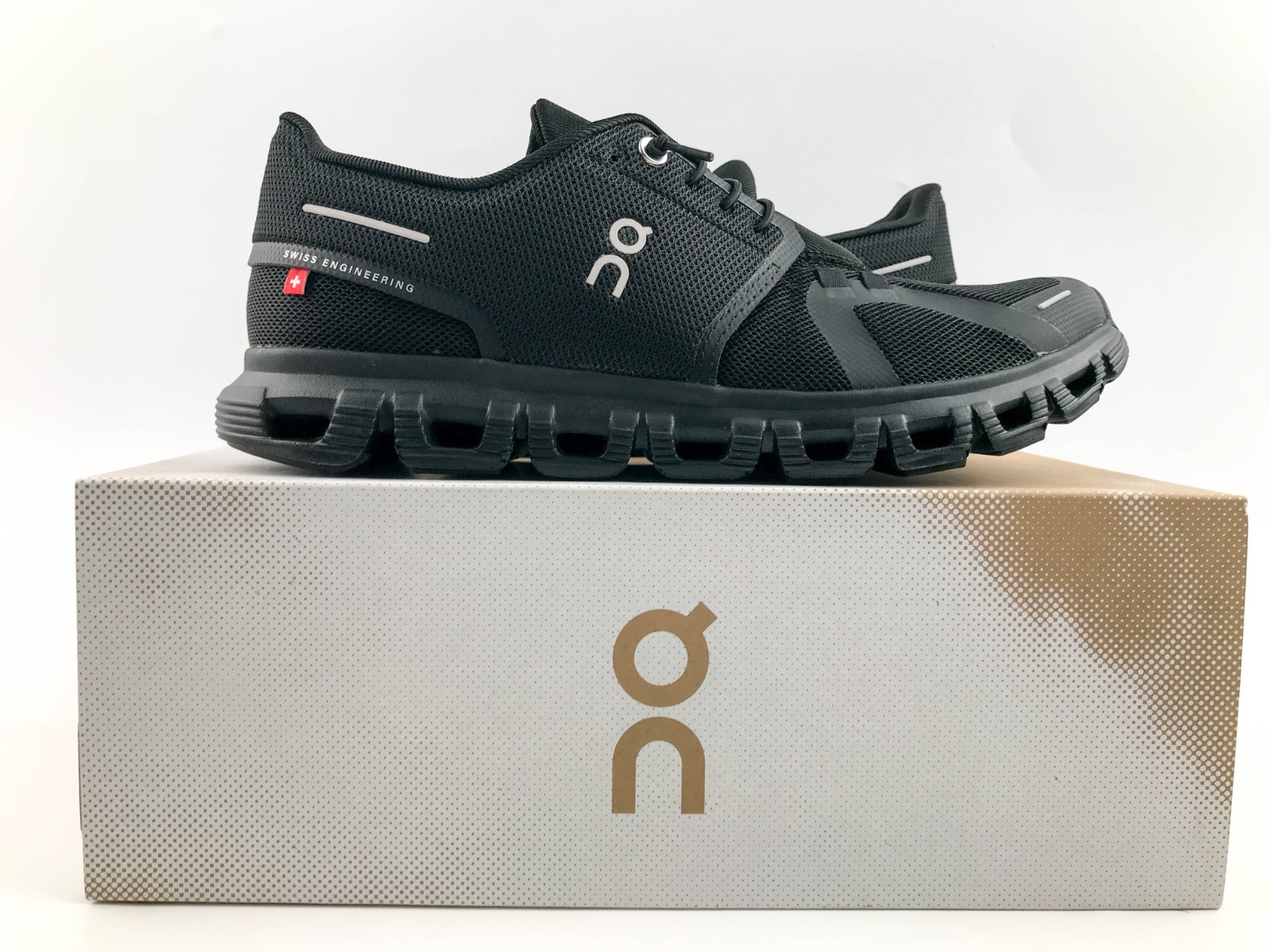 ON Cloud 6 Black Women’s Sneakers Super Foam 360° Comfort Running Shoes