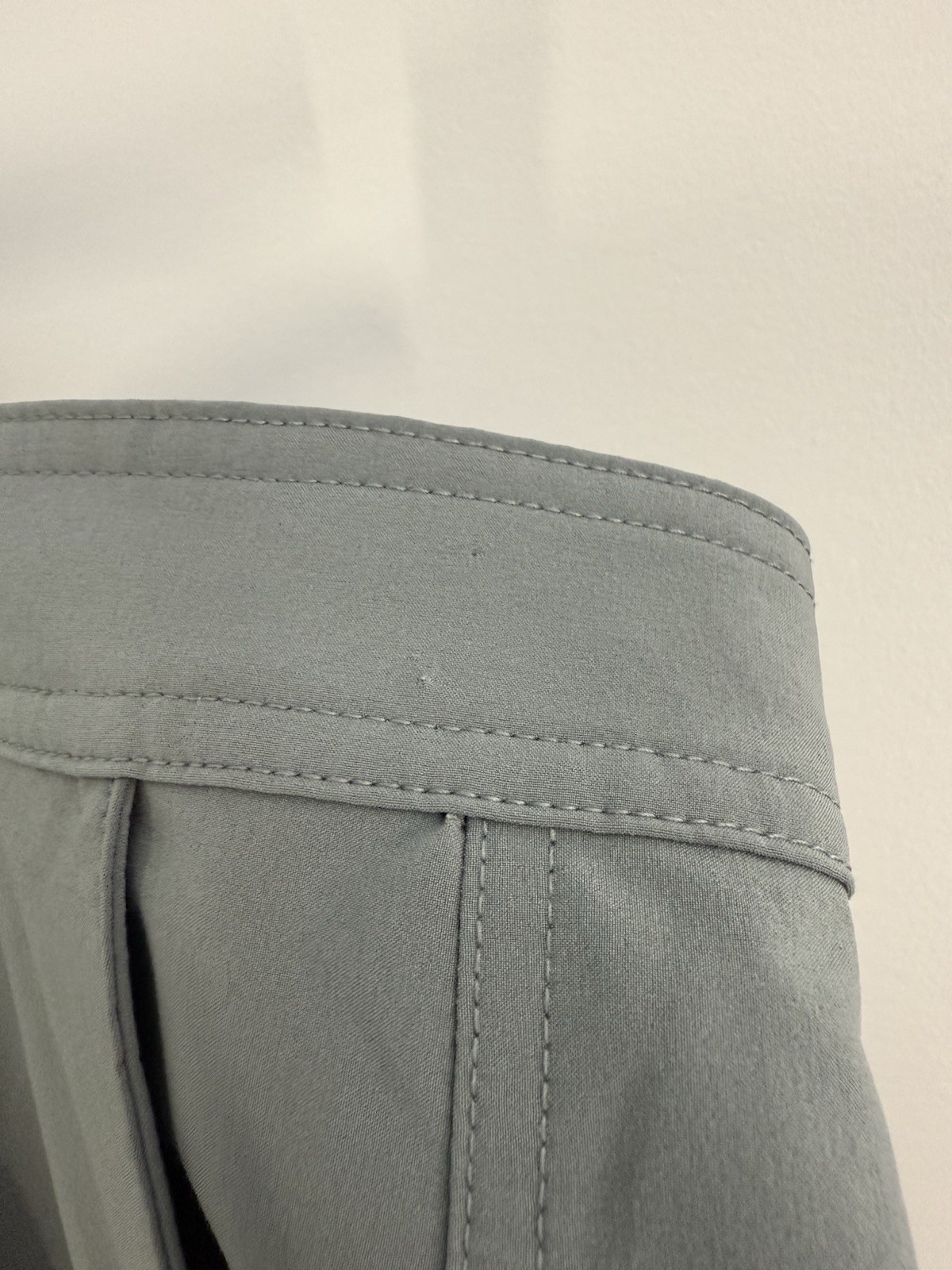 Free Fly Shorts Mens 38 Gray Lightweight Performance Stretch 7.5″ Inseam Hybrid