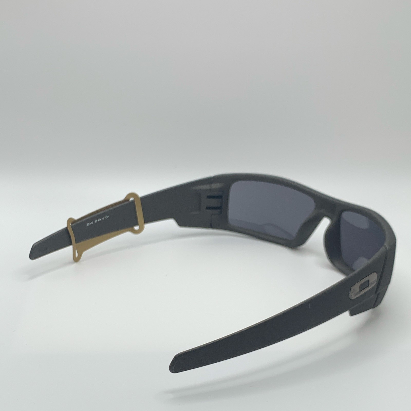 Oakley Gascan OO9014 Men’s Polarized Sunglasses Black Frame/Gray Lenses 128mm