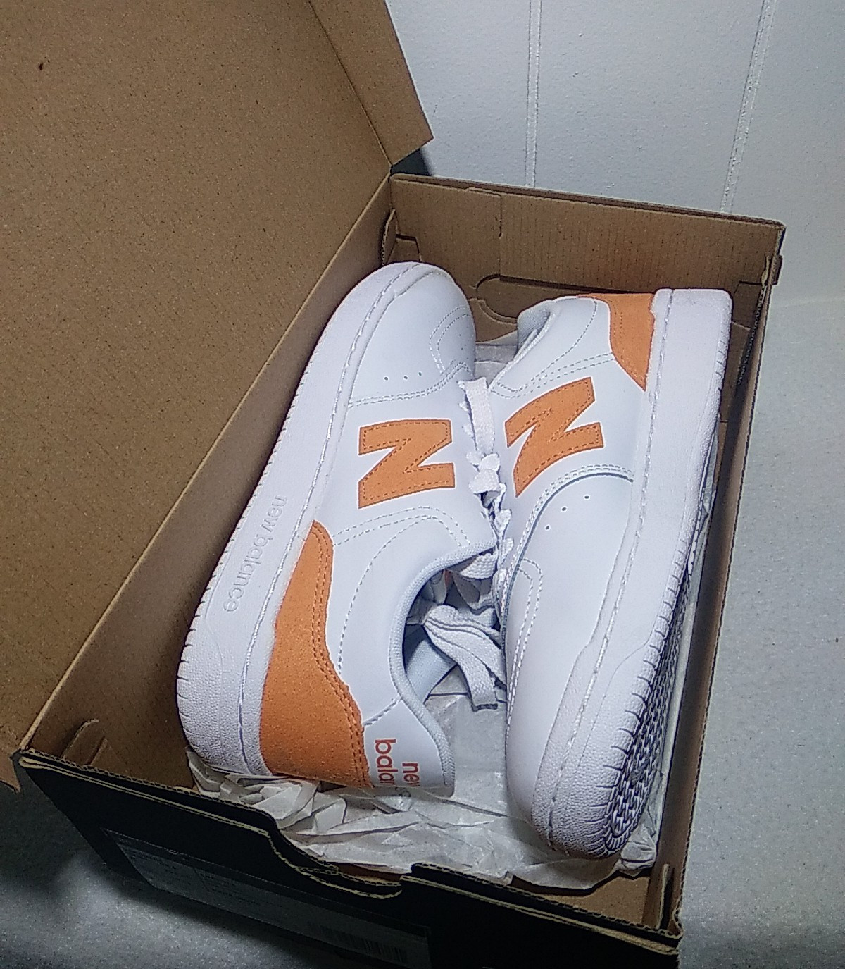 New Balance BB80 W Size 8.0 Court Sneakers Leather & Synthetic Upper White Brown