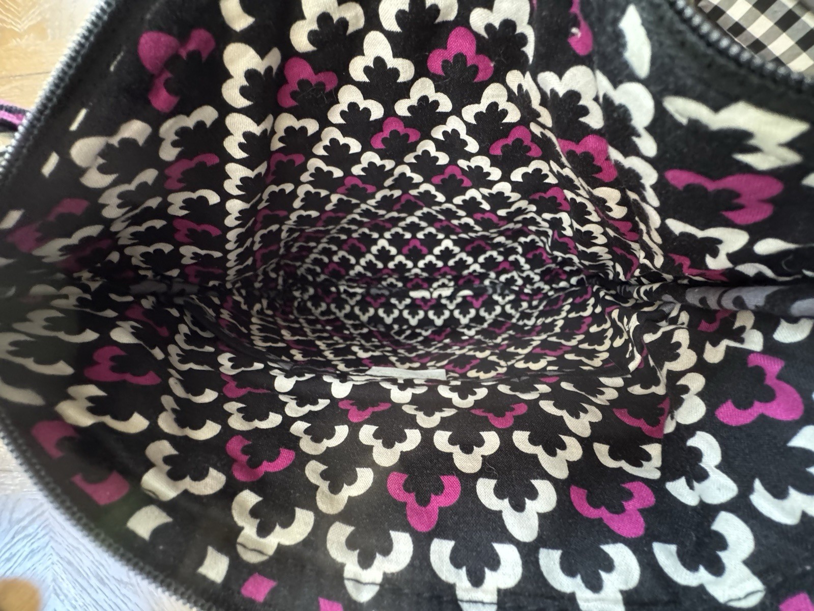 Vera Bradley Quilted Floral Shoulder Bag Black White Gray Pink Zip