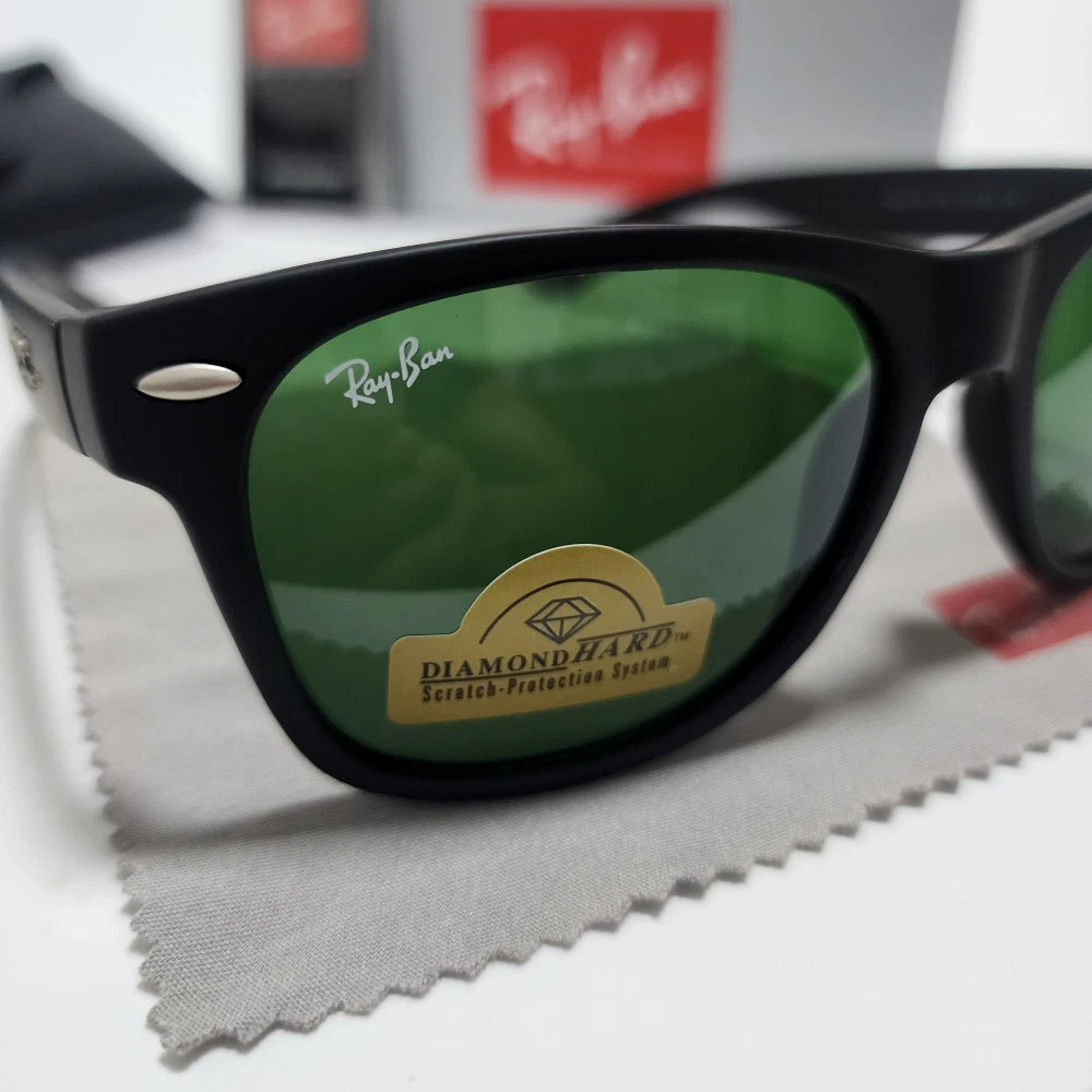 US Ray-Ban RB2140 Wayfarer Sunglasses Black Frame Glass Green Lens 50-22 mm