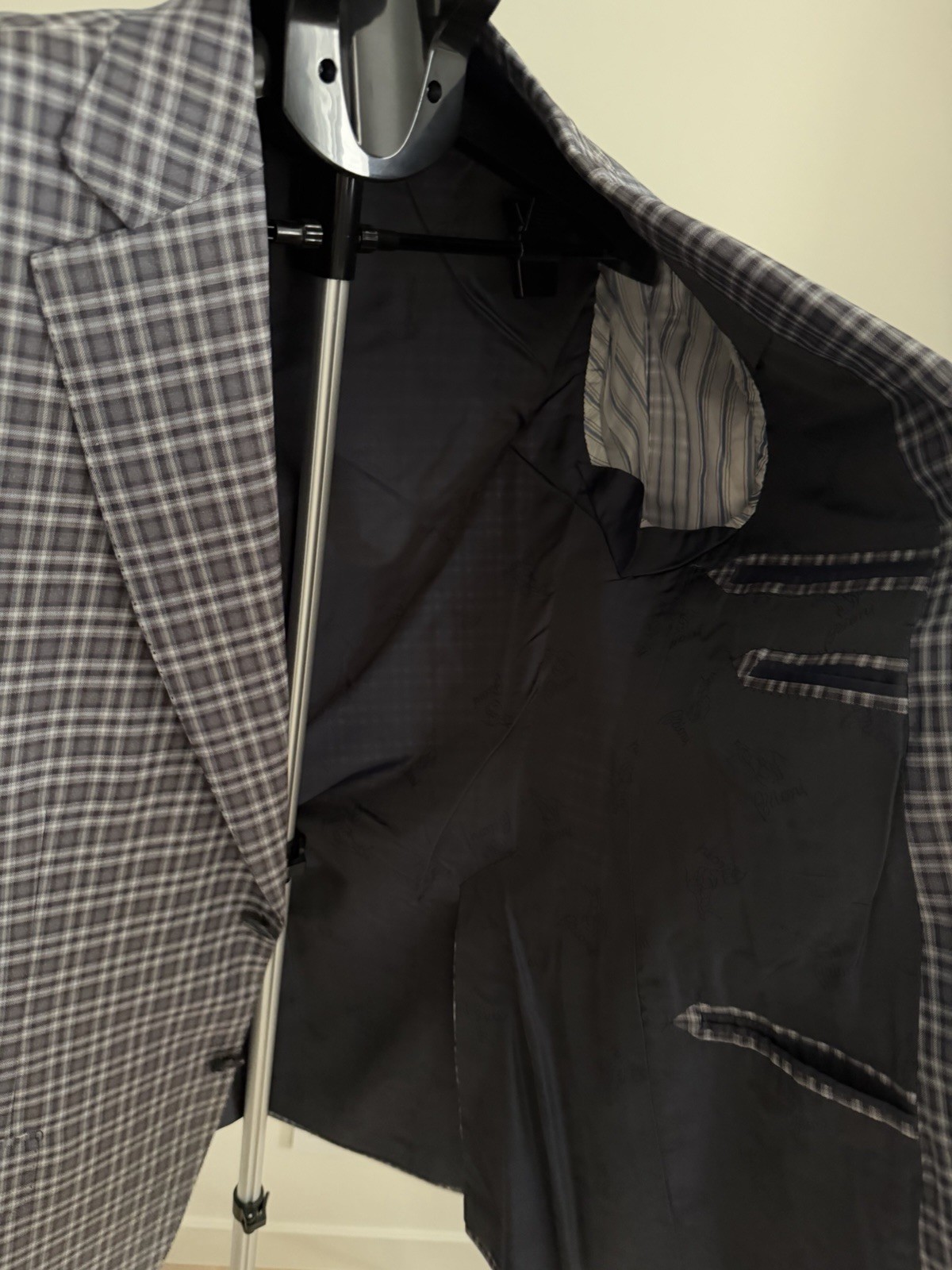 Brioni Ravello Light Purple Plaid Wool Blazer 38R US / 48 EU NWT Made In Italy