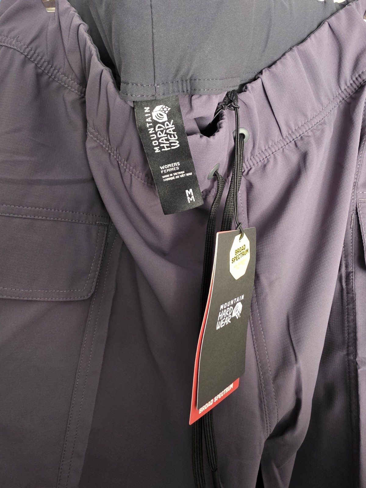 NEW Mountain Hardwear Trail Sender Women’s Gray Outdoor Hiking Pants Medium