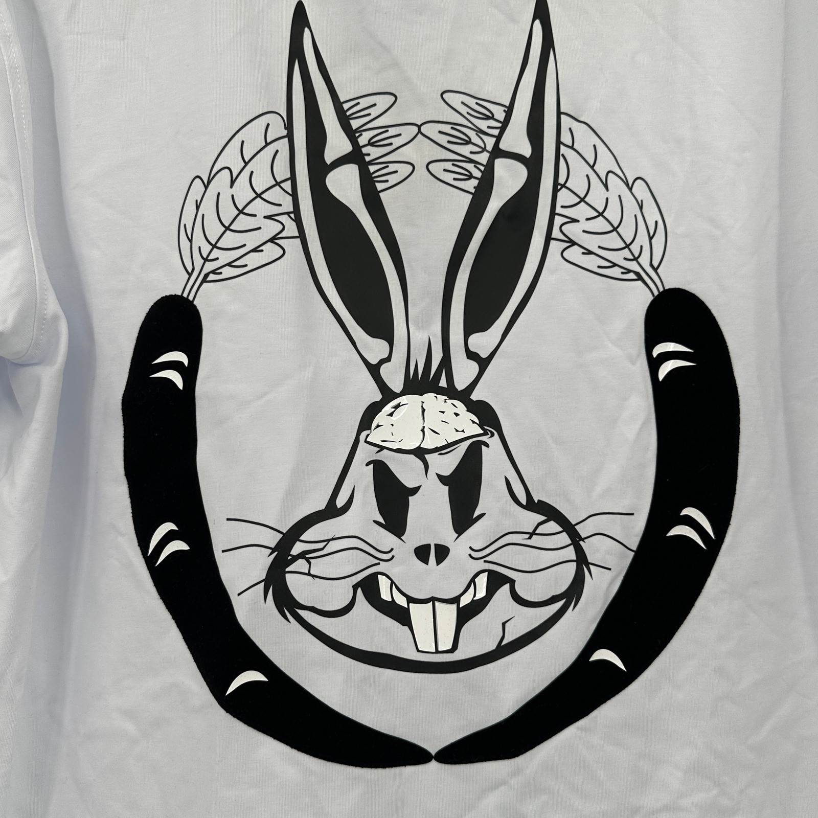 Mens Looney Tunes Bugs Bunny Graphic T Shirt White Size Medium What’s Up Doc