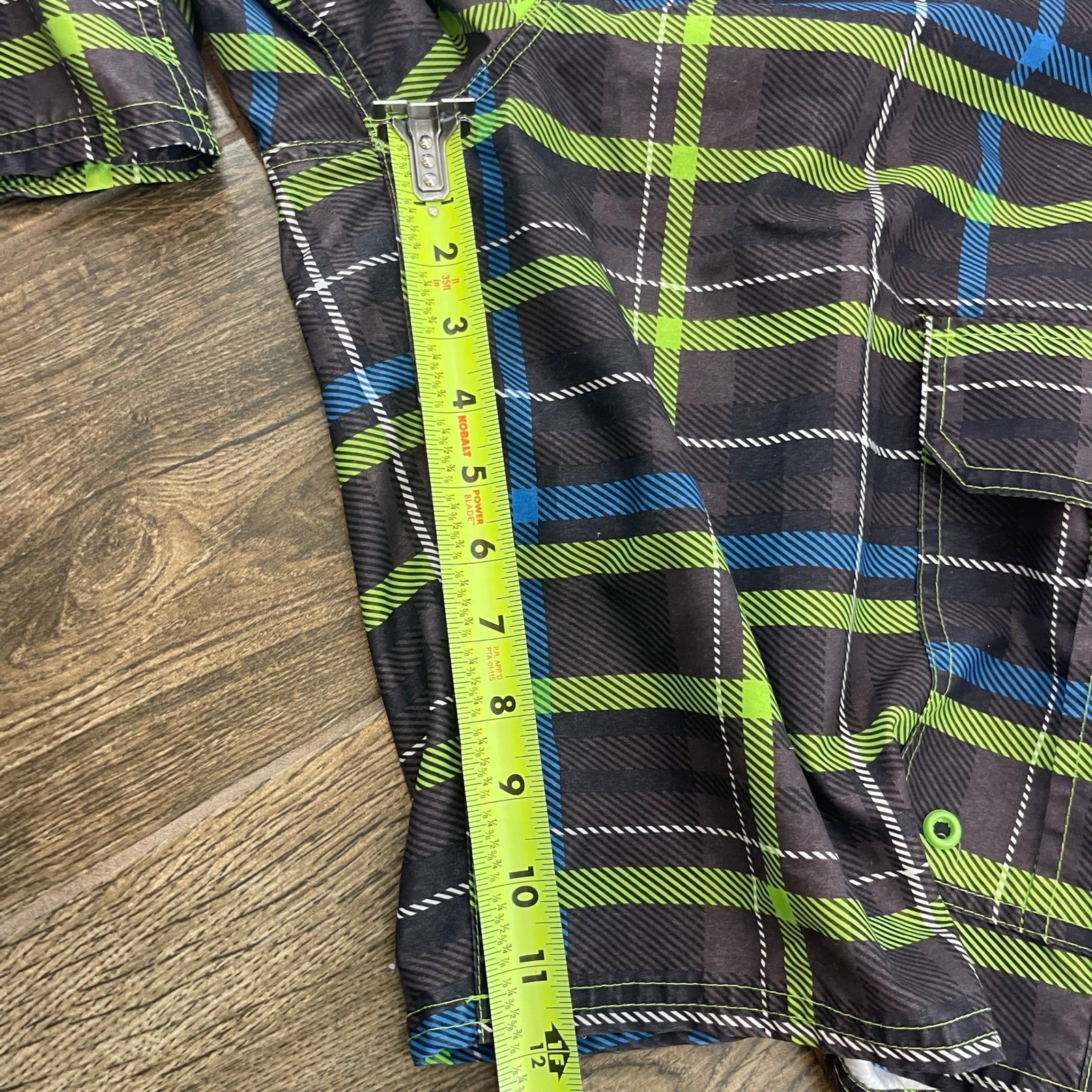 Y2K Airwalk Board Shorts Mens M Black Neon Green Blue Plaid Cargo Swim VTG