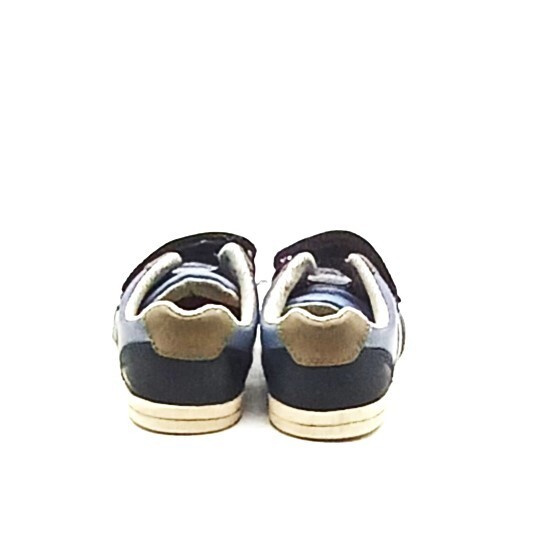 Clarks Boys Wallabee Shoe Sneaker Size 5 W Hook & Loop Leather Uppers Stripes
