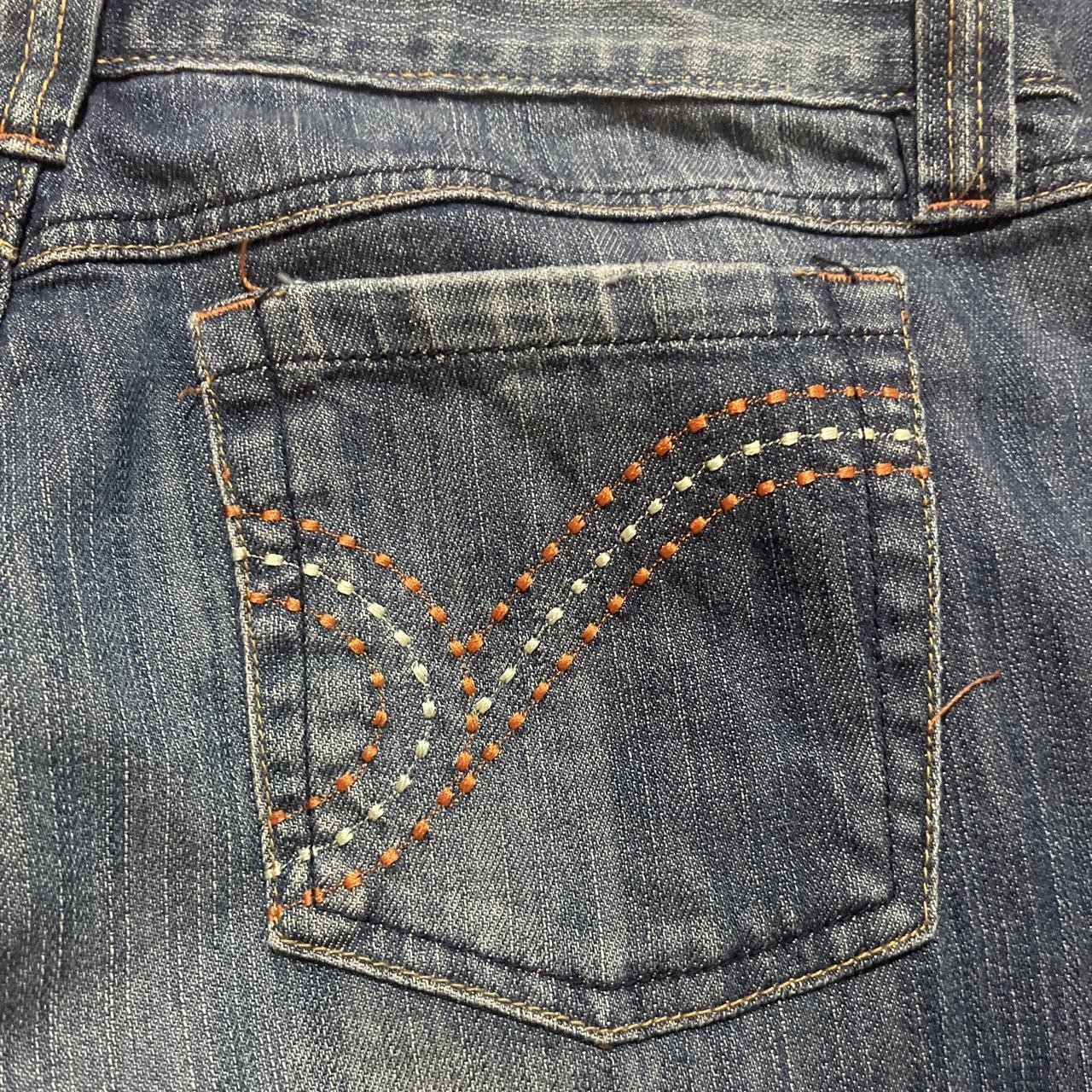 Super cute ultra low rise, vintage Y2K, mud dark denim jeans