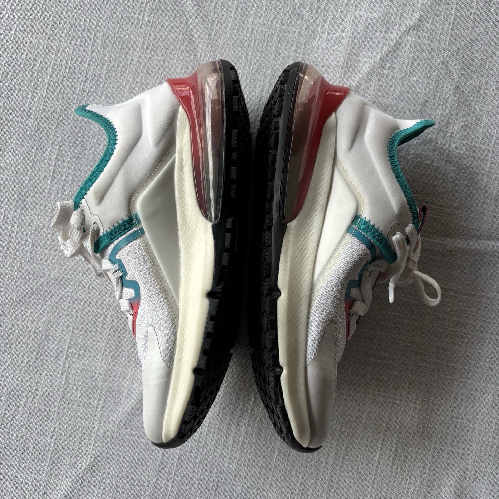 Shoes for Crews White Sneakers Casual Athletic Work Nurse Shoe Women Size 6 NWOT