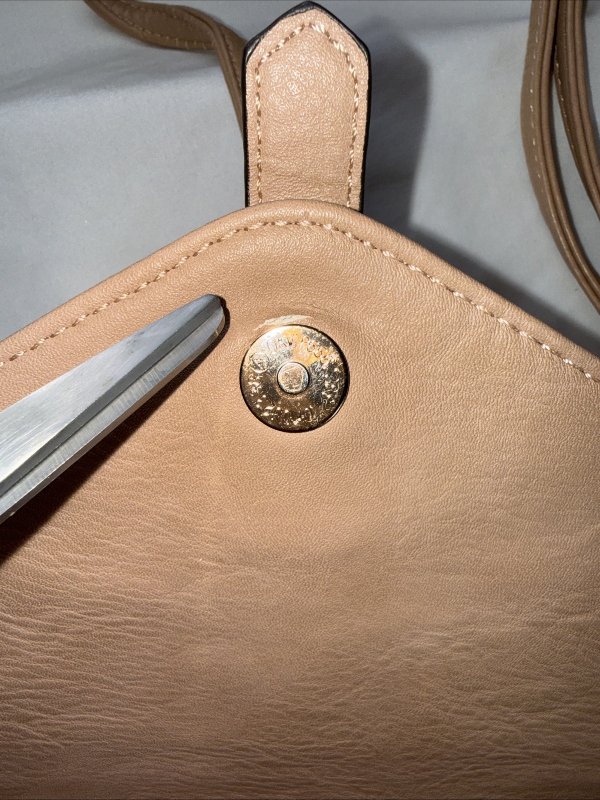Melie Bianco Vegan Leather Clutch Shoulder Strap Envelope Handbag Rose Gold Bag