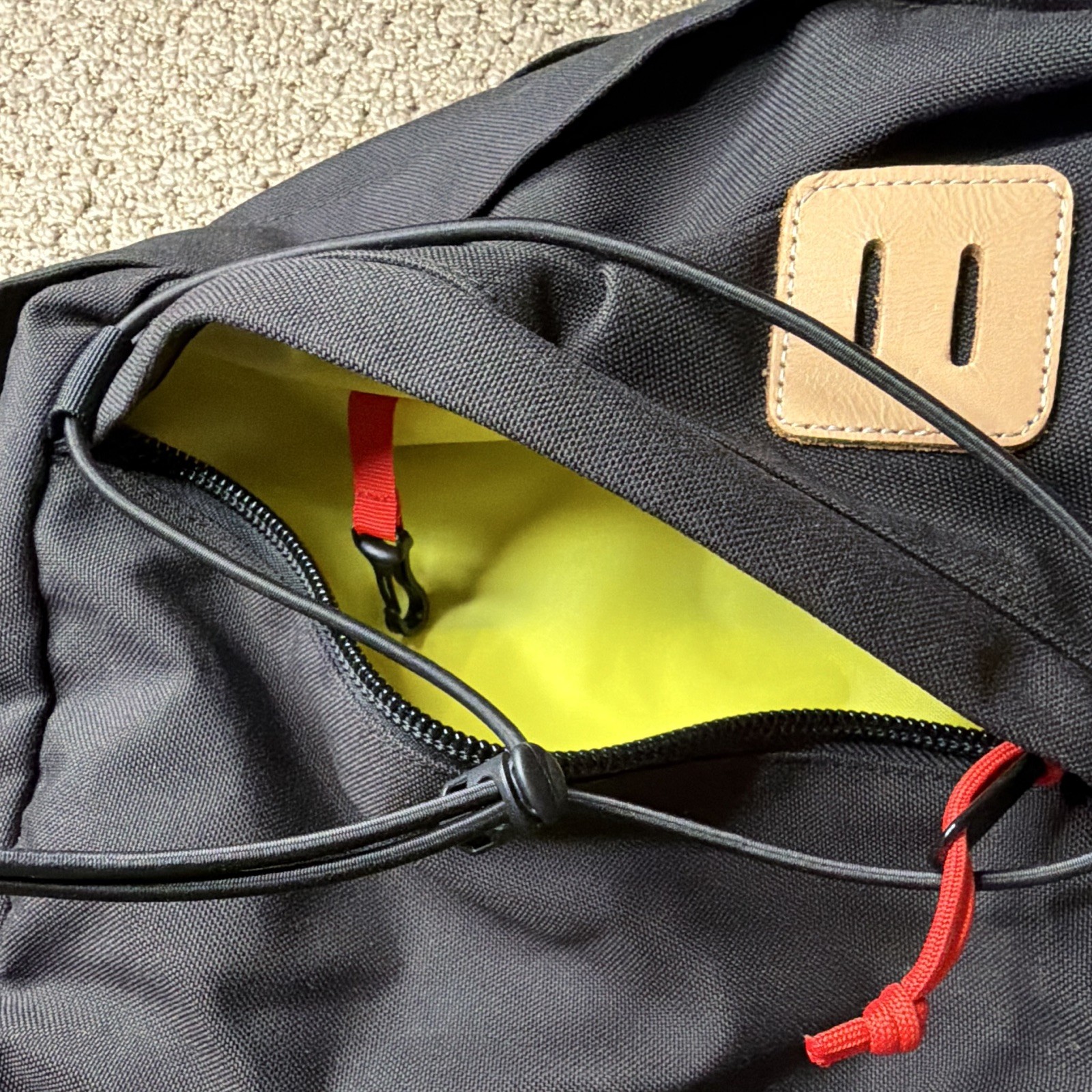 Topo Designs Daypack Classic 21.6L Backpack Black/Black One Size