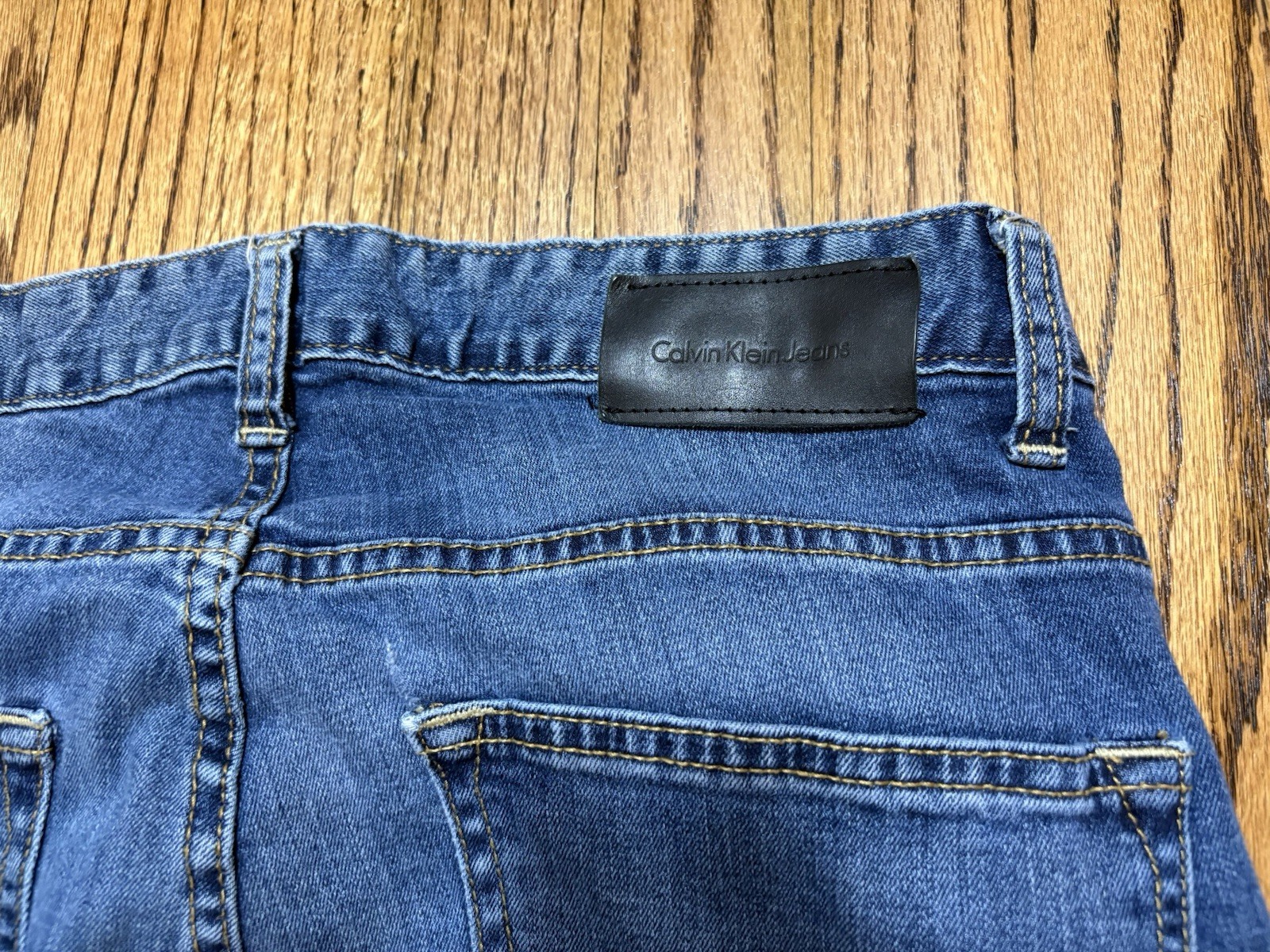 Women’s Calvin Klein Jeans Size 32/32 Straight