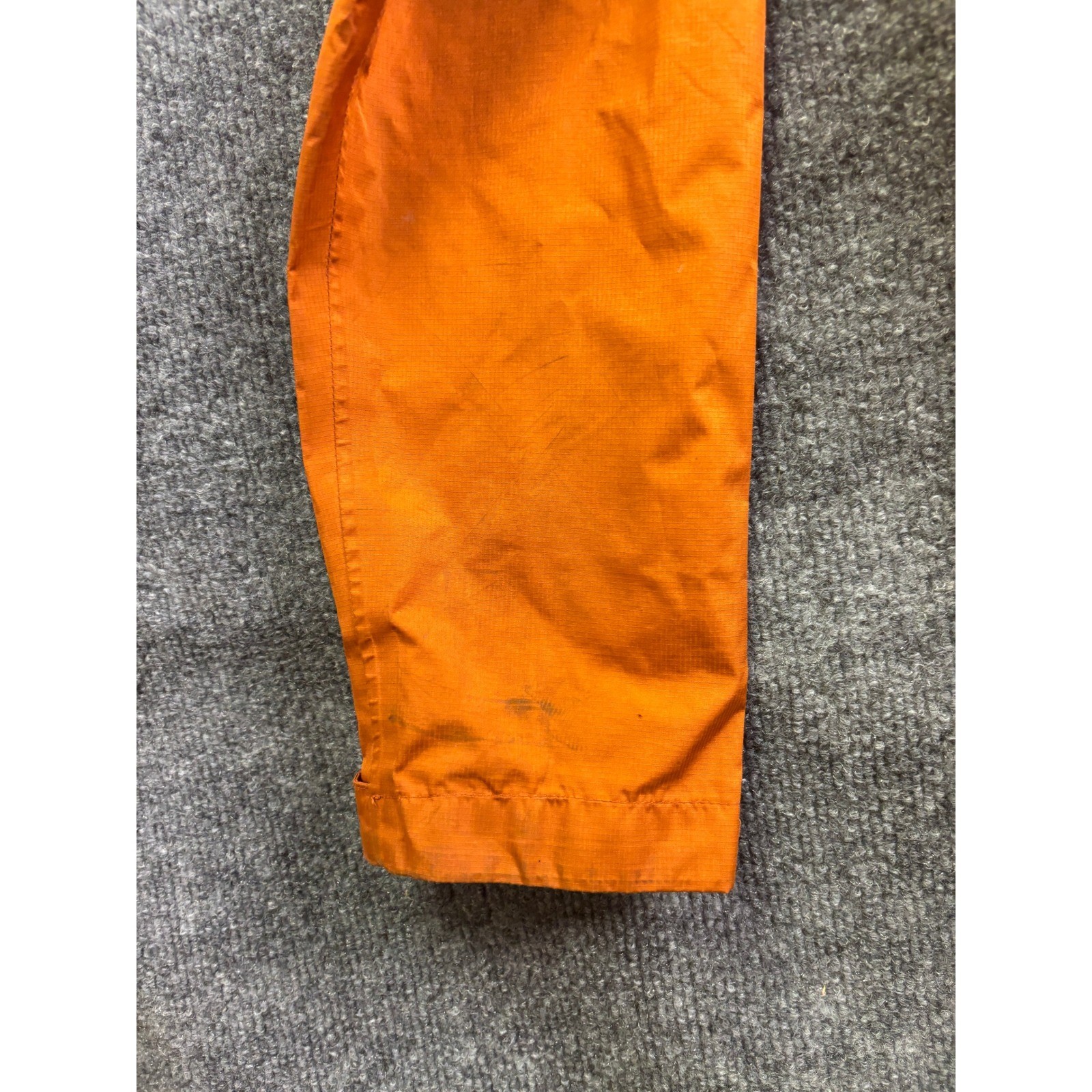 Quiksilver Mountain Division Jacket Mens Large Orange Ripstop Hooded Windbreaker