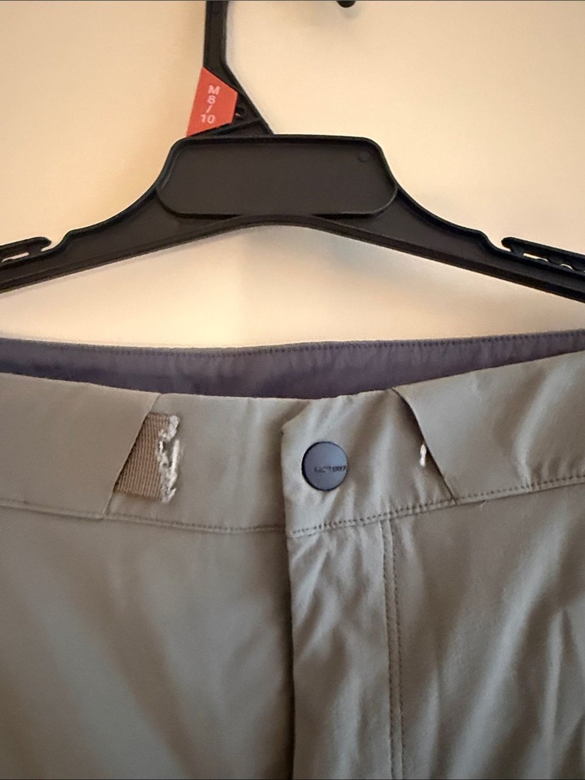 Arc’teryx Men’s Olive Green Technical Cargo Pants