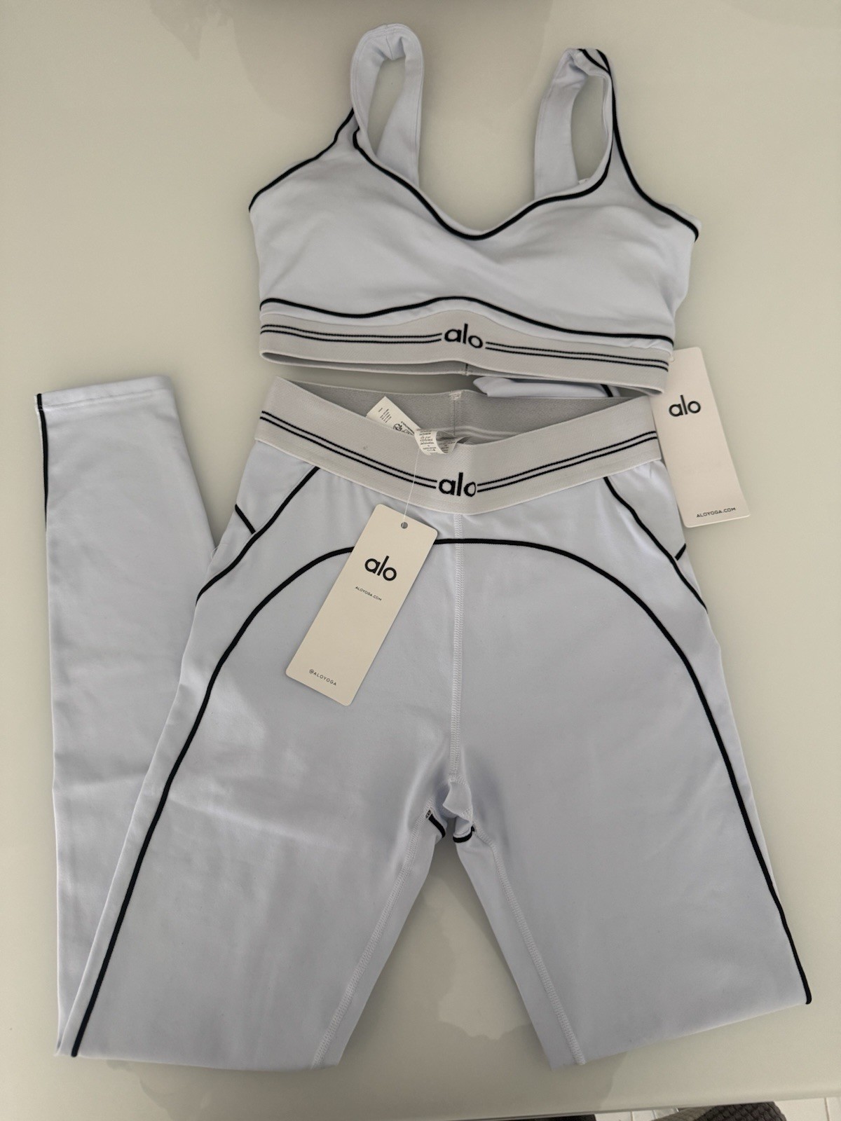 ALO White/Black 2pc Sports Bra & Leggings Set Size S Stretch Elastic Waist