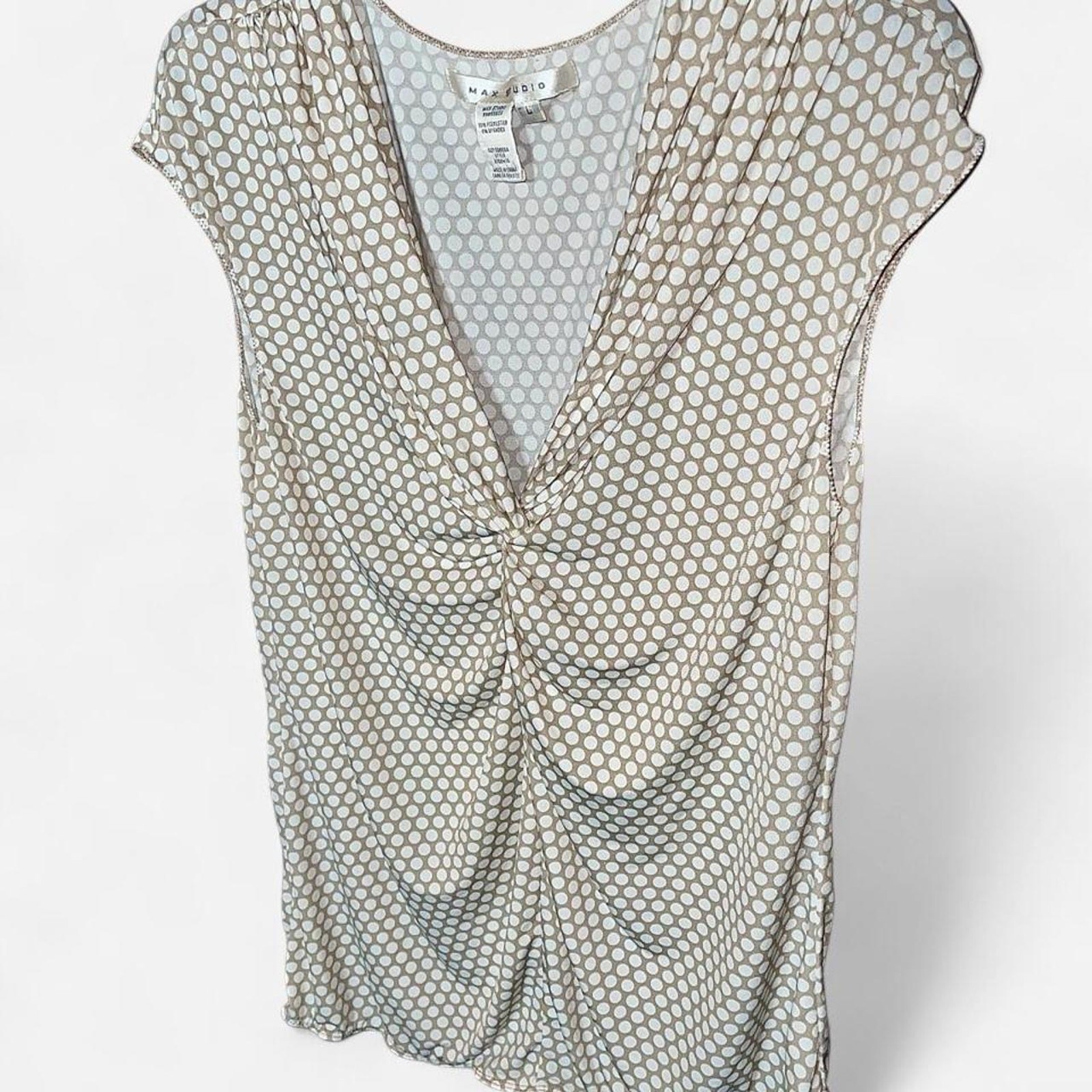Max Studio Beige White Polka Dot V-Neck Cap Sleeve Babydoll Top – Size L