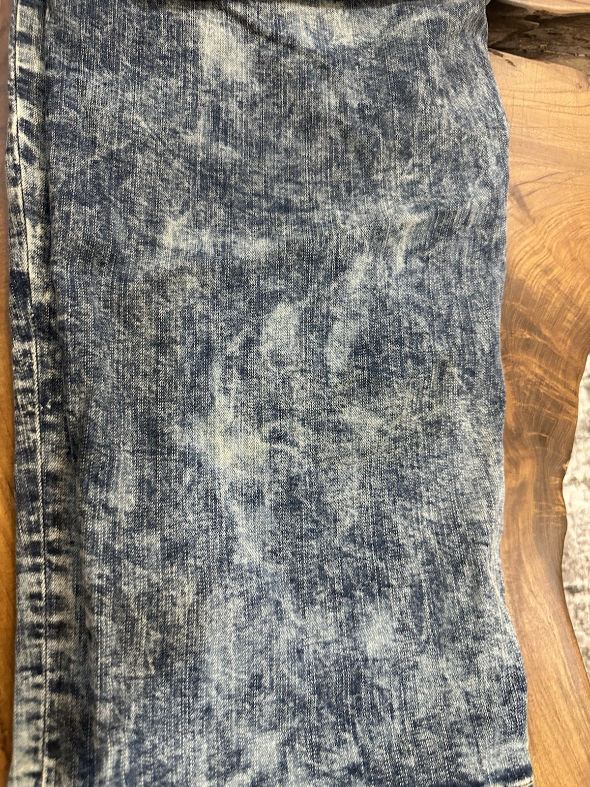 Torrid Women’s Plus Size 26 Blue Acid Wash Boyfriend Jeans 31” Inseam