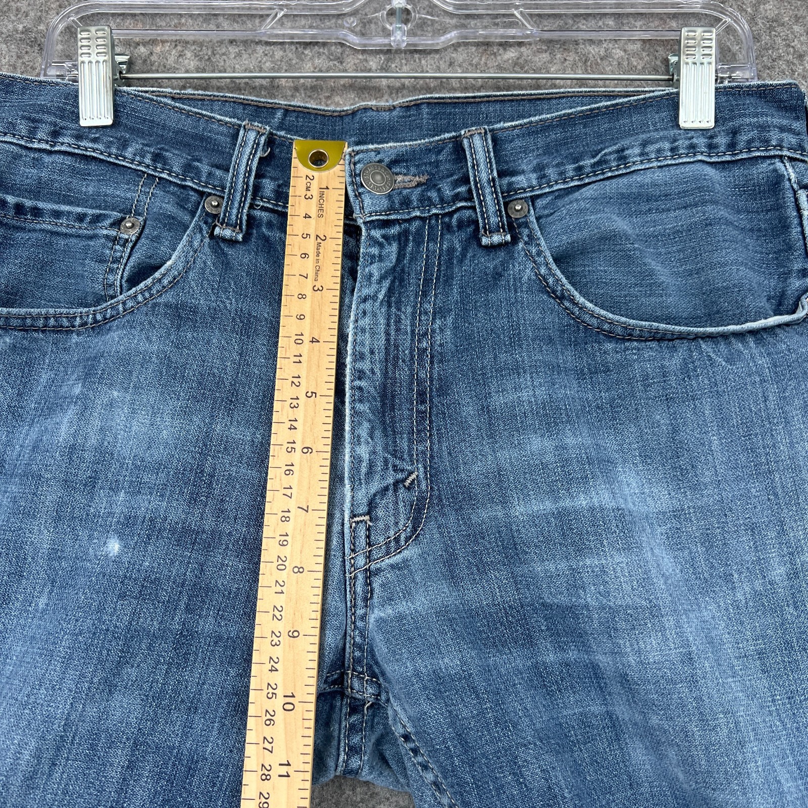Levi’s 559 Jeans Men 33×34 Blue Relaxed Straight 100% Cotton Medium Wash Denim