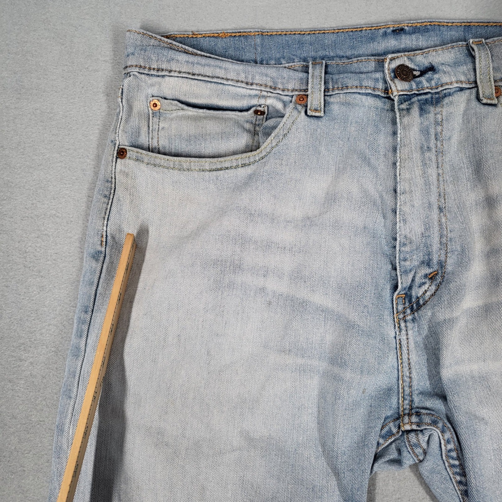 Levi’s 505 Regular Fit Jeans Men’s 36×29 Light Wash Denim Distressed Casual