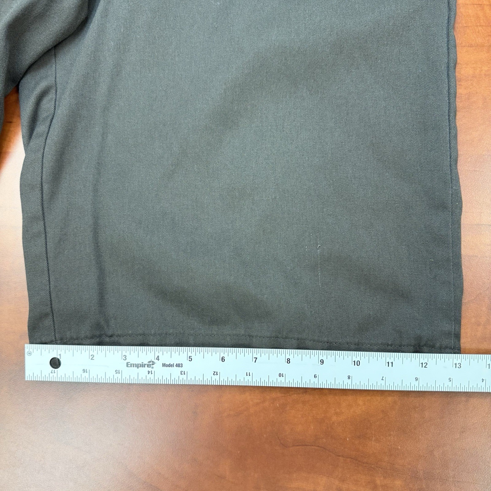 Dickies Shorts Mens 36 Brown Cell Phone Pocket Loose Fit Logo Cotton Workwear