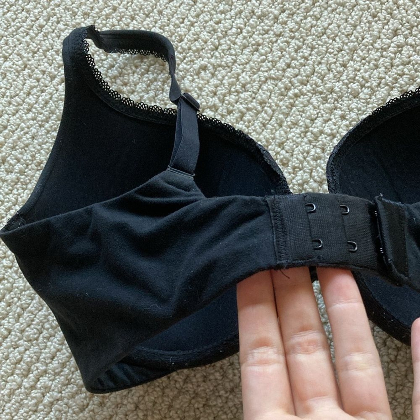 Victoria’s Secret Body by Victoria Perfect Shape Black Bra Soft 32DD VEUC