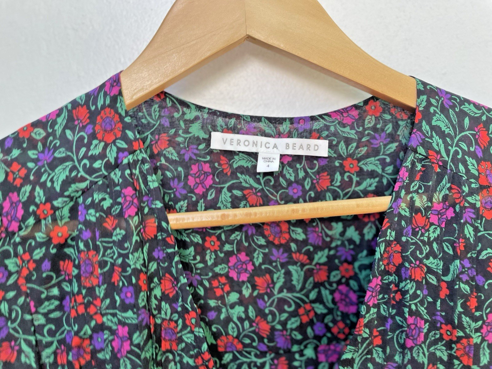 Veronica Beard | Black Multicolor Floral 100% Silk Blouse Long Sleeve Size 4