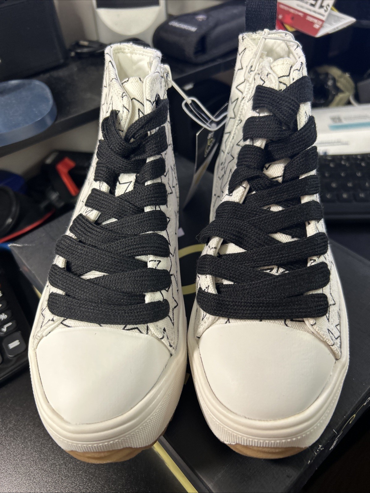 Art Class Kids Blakely High-Top Side Zip Fashion School Sneaker White Stars Sz 1