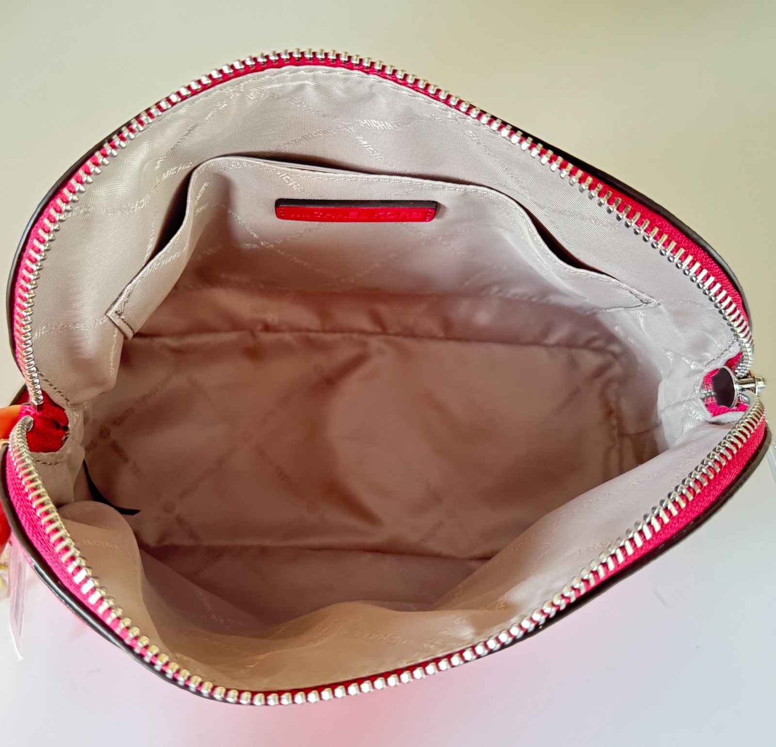 MICHAEL KORS JET SET TRAVEL DOME CROSSBODY BAG COLOR-BLOCK MK DARK RASPBERRY