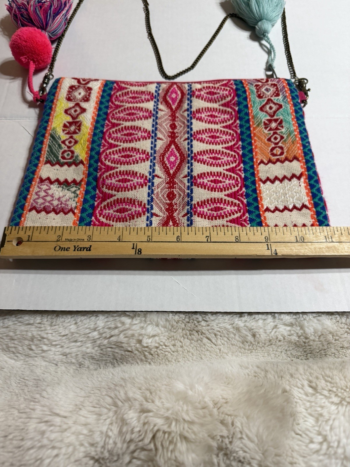 NWOT Handmade In India Embroidered Crossbody Bag W/20 “ Removable Chain Strap.