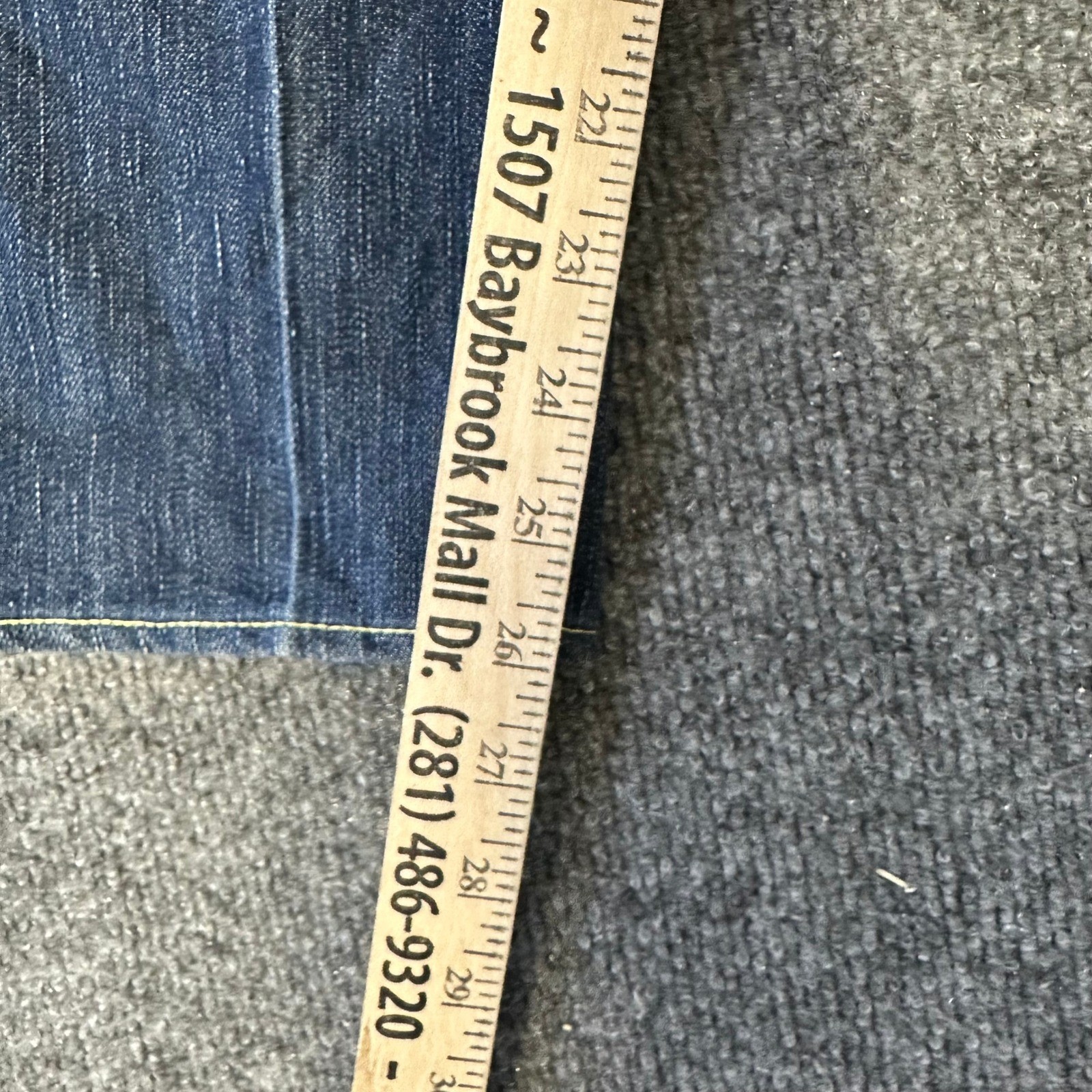 Rock & Republic Jeans Mens Size 28 Blue Straight Leg Cotton Blend USA Made Denim