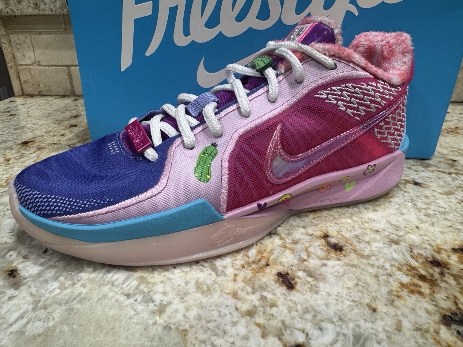 NIKE SABRINA 2 FREESTYLE DOERNBECHER SOPHIA DB 20 WOMENS 9 MENS7.5 IB6103-920