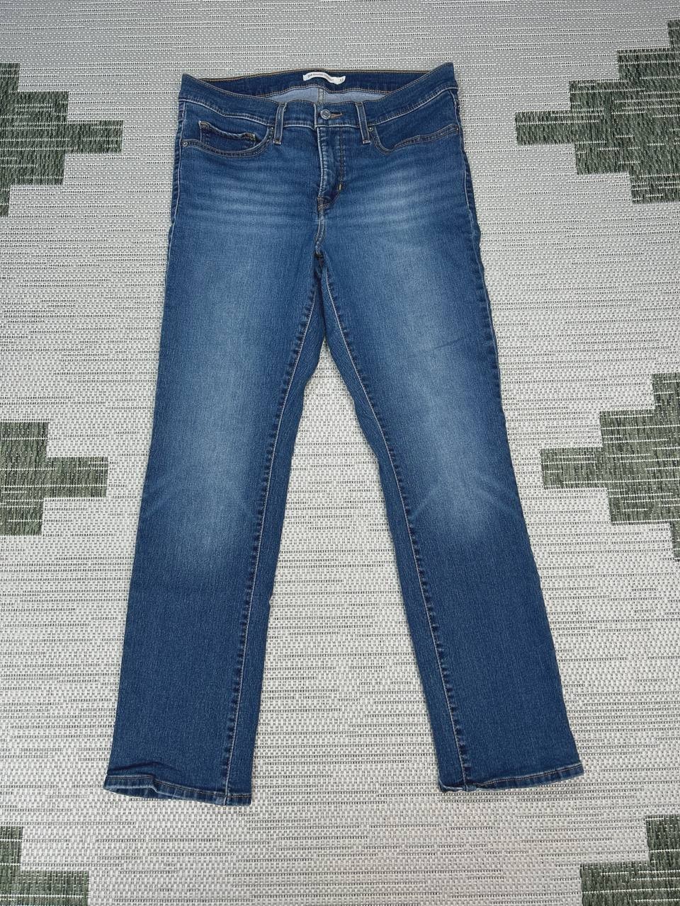 Levis 314 Shaping Straight Jeans Womens 31 Blue Whiskering Denim Cotton 31×28