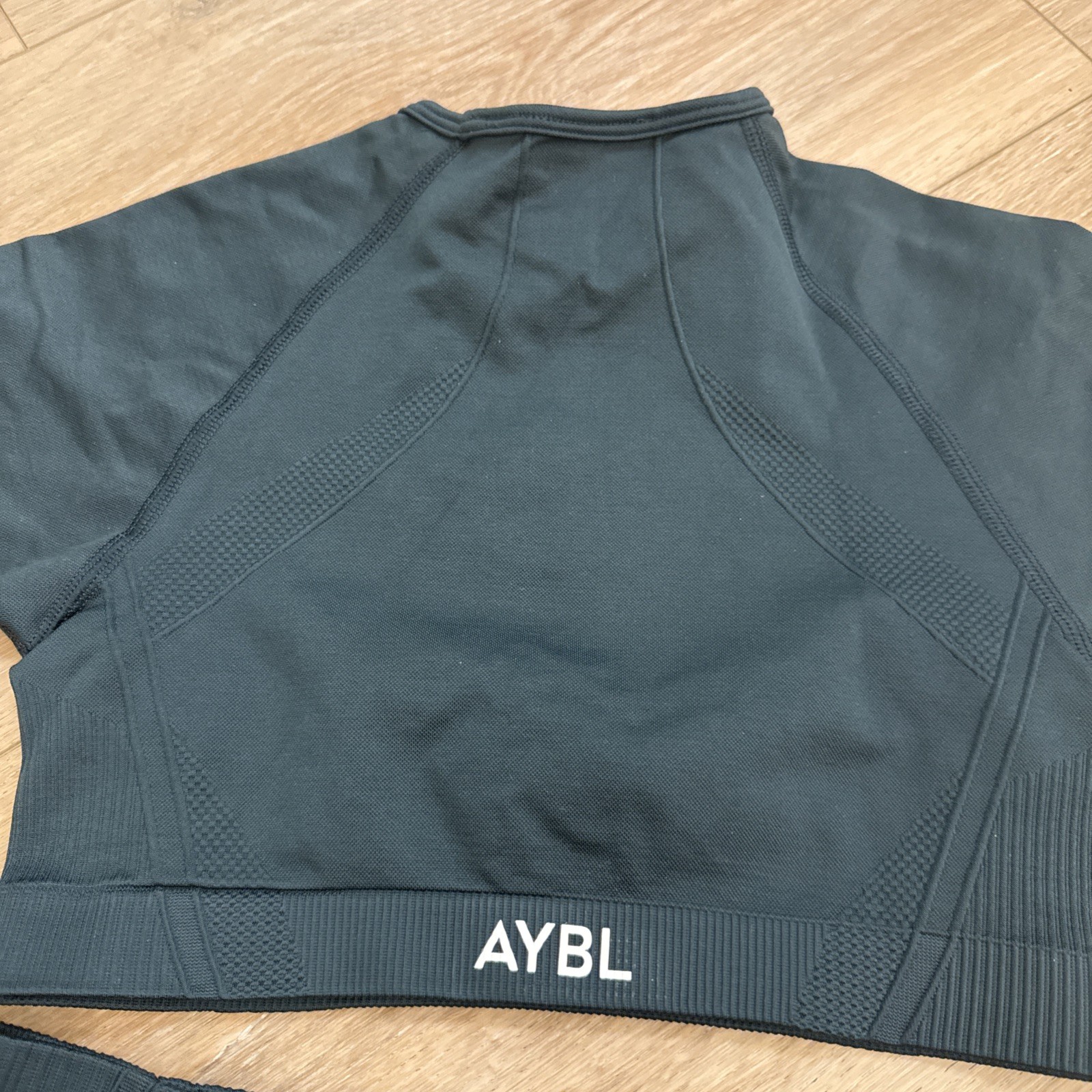AYBL – Sports Bra & Shorts Set – Size S and XS – Forest Green