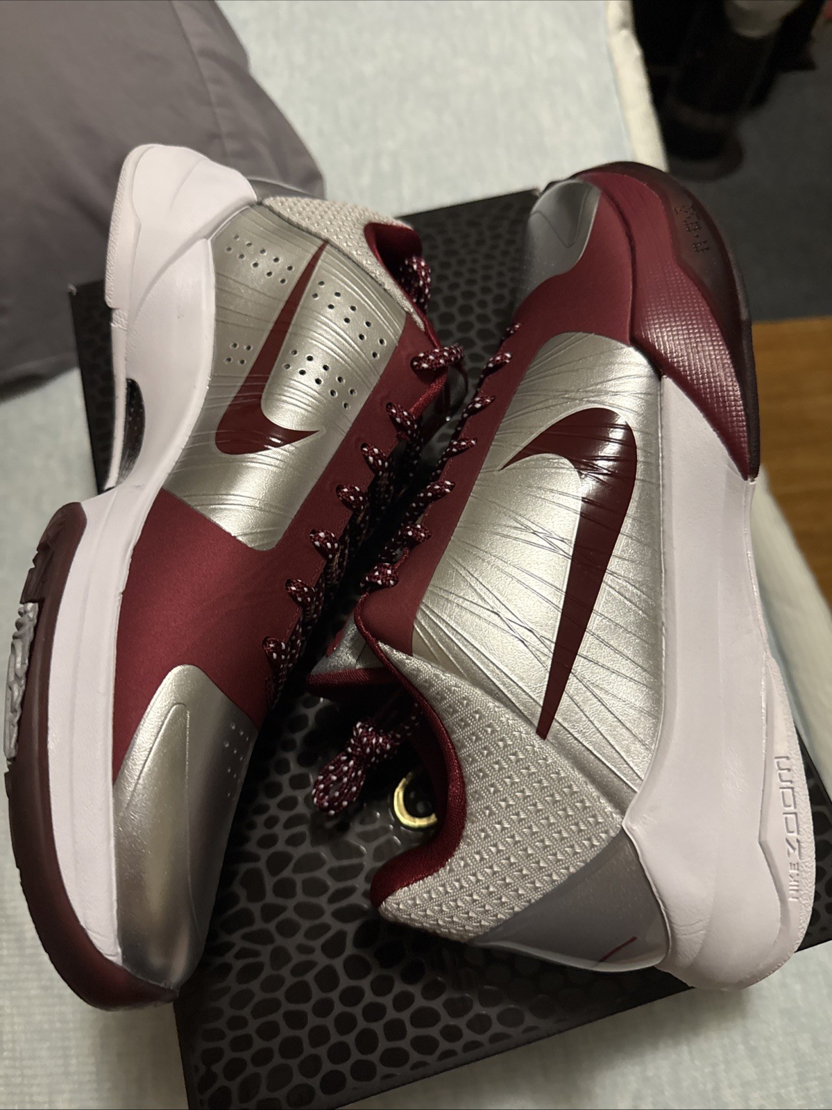 NIKE KOBE V PROTRO “Lower Merion Aces” Brand New Size Men’s 10 w/ Original Box