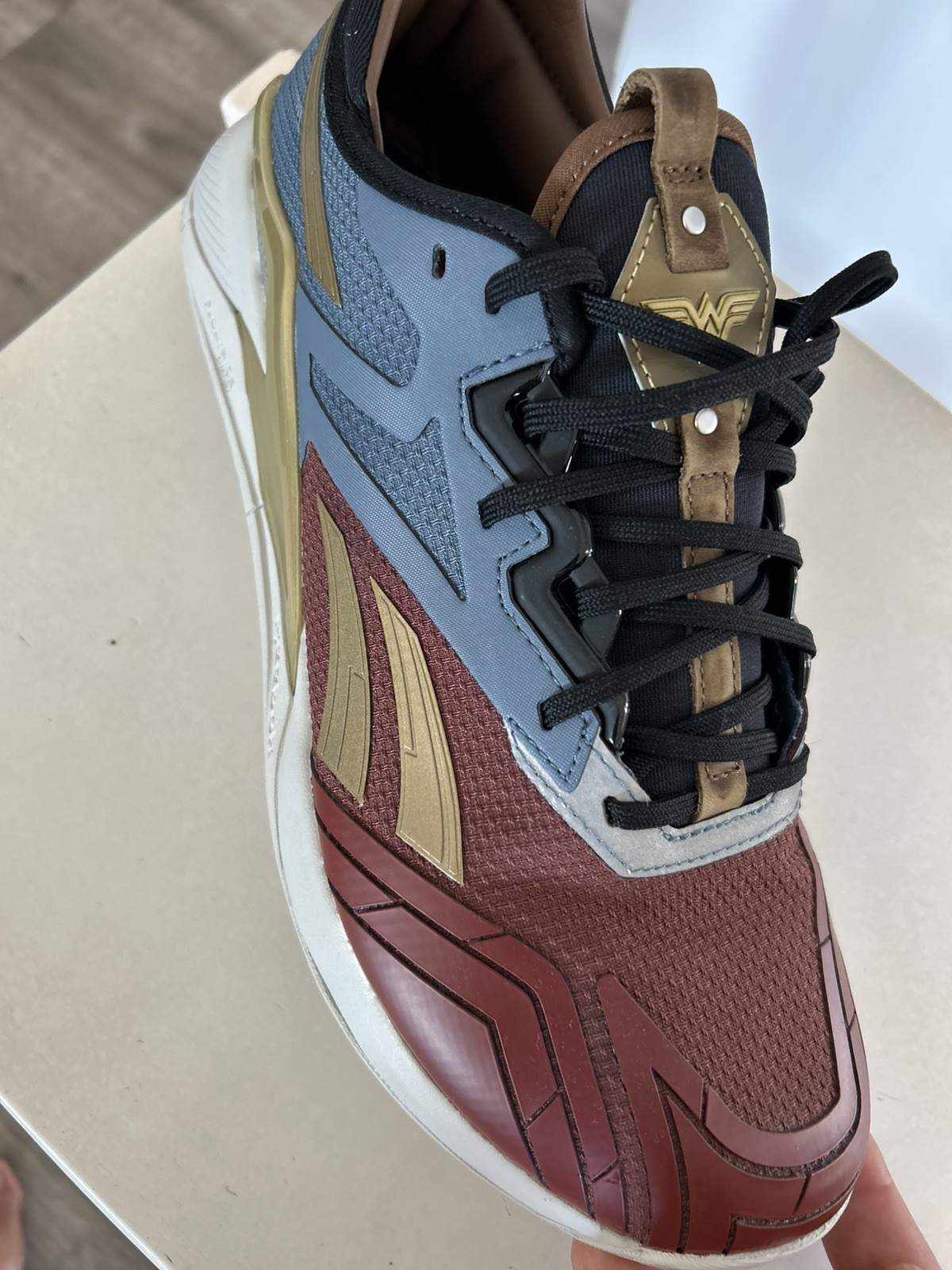 Men Reebok DC Comics Wonder Woman Nano X2 Training Shoes Red Blue Gold HQ4585