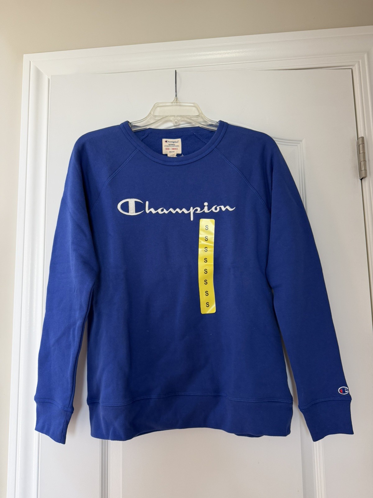 NWT Champion Women’s Powerblend Graphic Crewneck Sweatshirt Blue Size Small