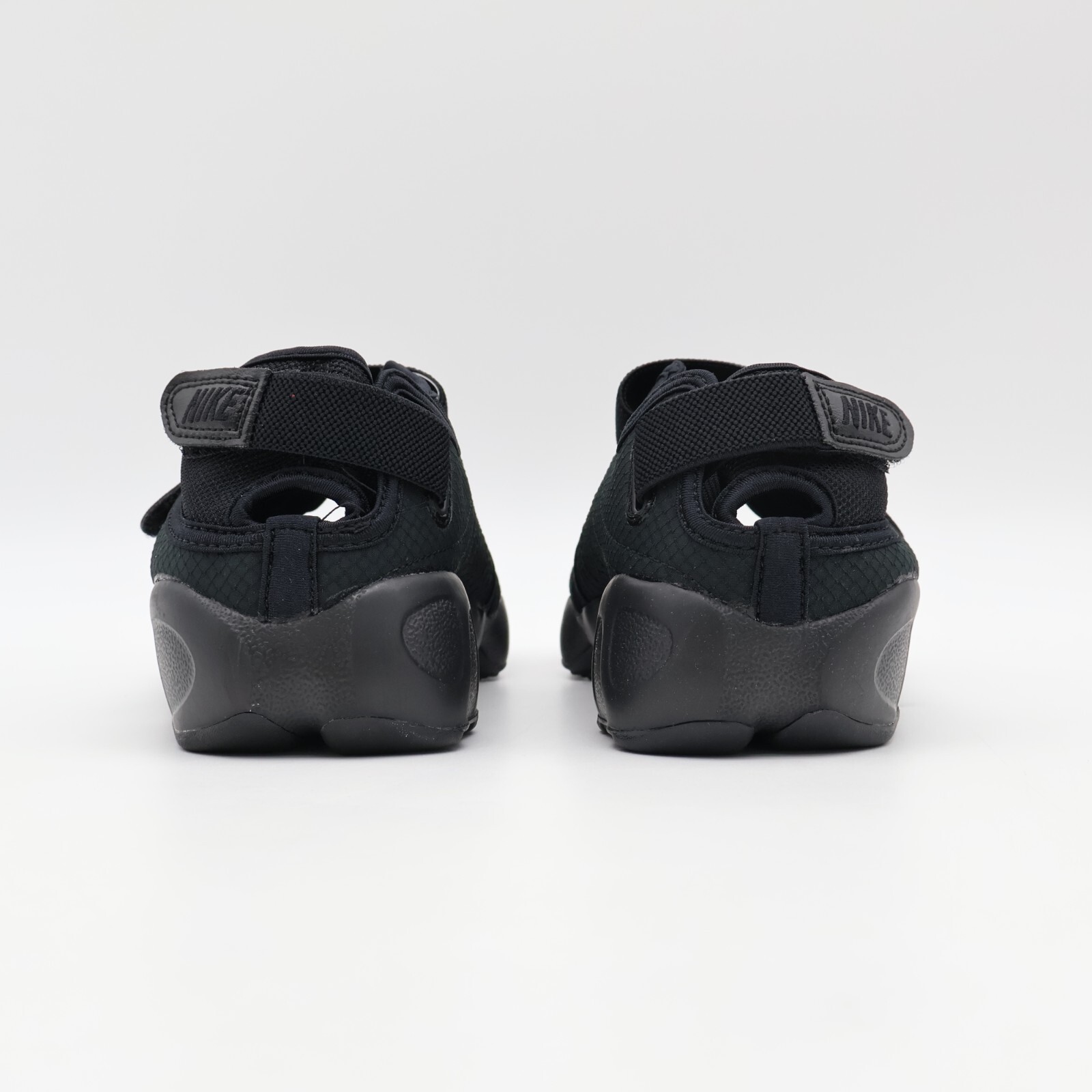 DN1338-004 Nike Air Rift Breathe Black White Black (Women’s)