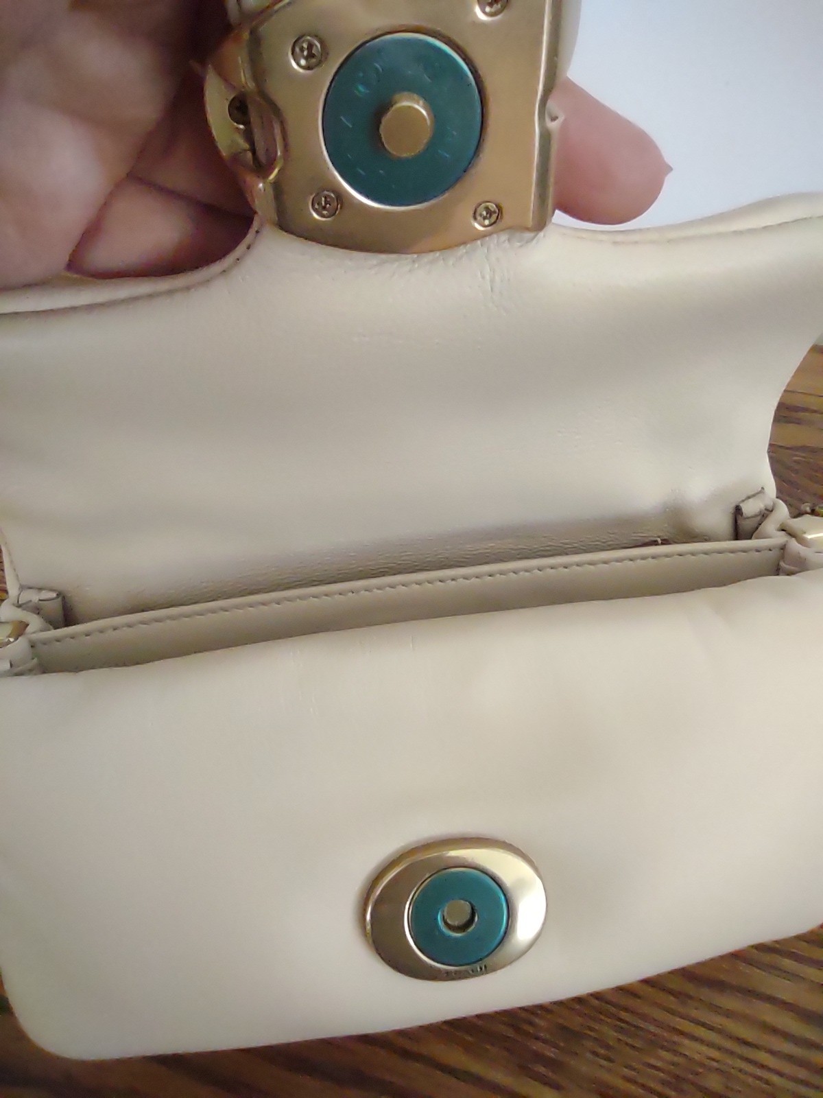 ❤️ NWT Coach Pillow Tabby 18 Mini Brass/Ivory C3880 Shoulder Bag