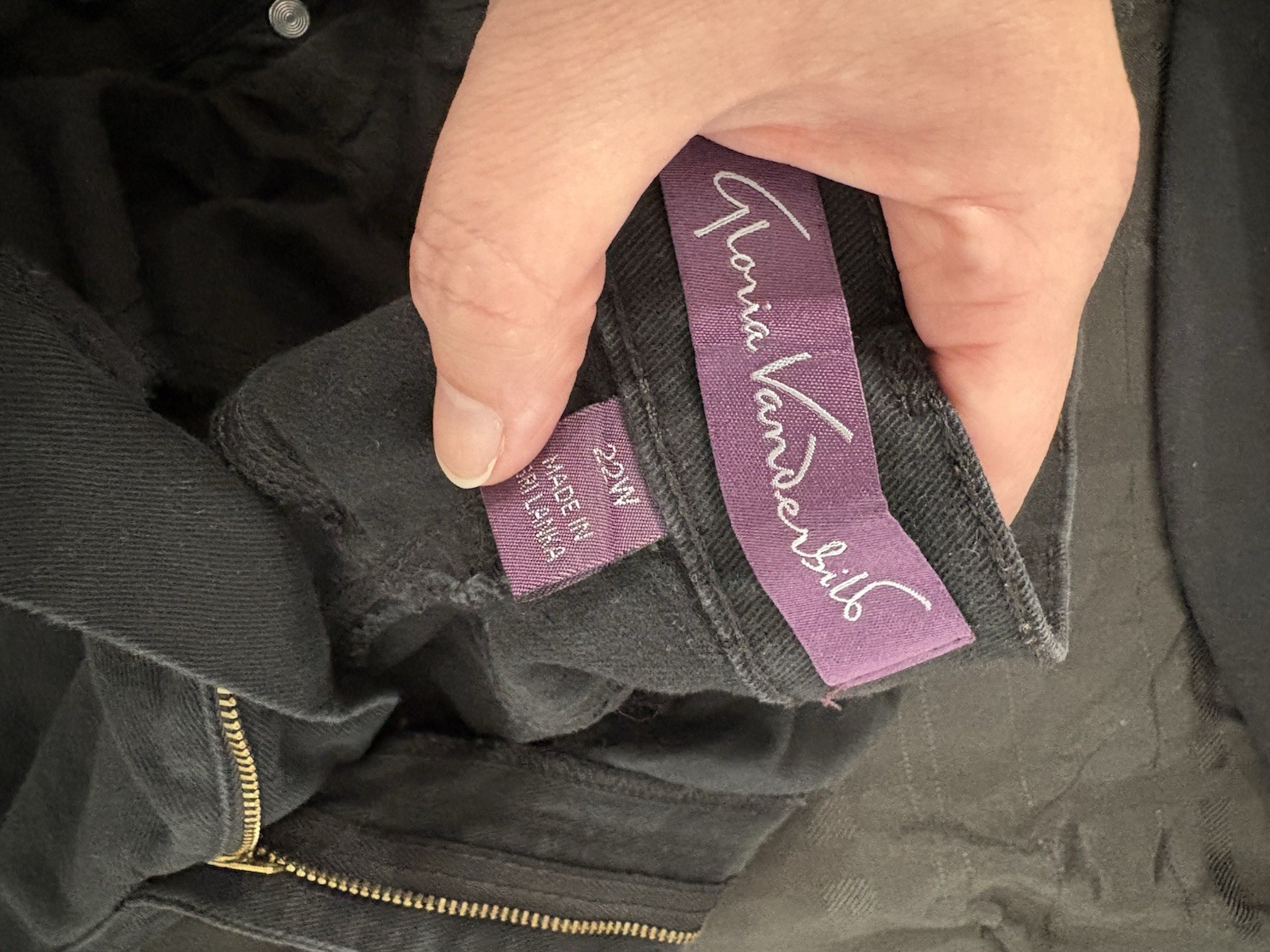Gloria Vanderbilt Women’s Plus Straight Black Denim Jeans 5-Pocket Button Zip