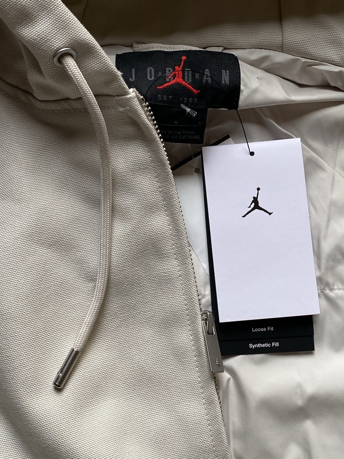 MSRP$175 (NEW) NIKE Flight Draft Jacket Light Orewood Mens Lg – Loose Fit