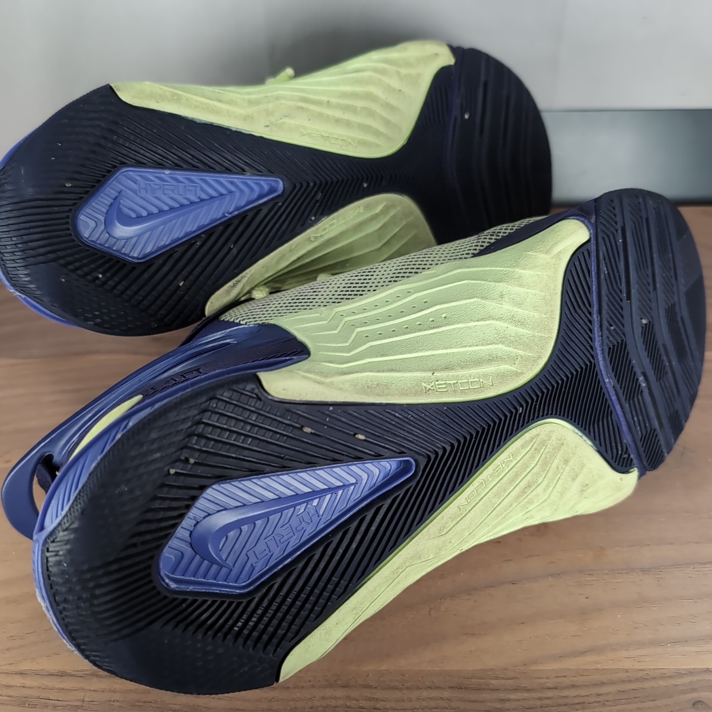 Gym Cross Men 8, Women 9.5 Nike Metcon 8 FlyEase AMP Purple Volt Glow In Dark!