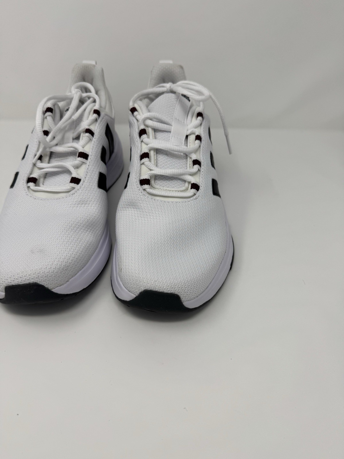 Adidas Racer TR23 White Black Shadow Red Size 8.5 Cloudfoam no sole