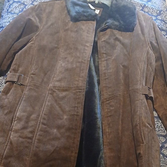 Covington Brown Leather Jacket Faux Fur Trim Collar Full Zip Lined Pockets L/G